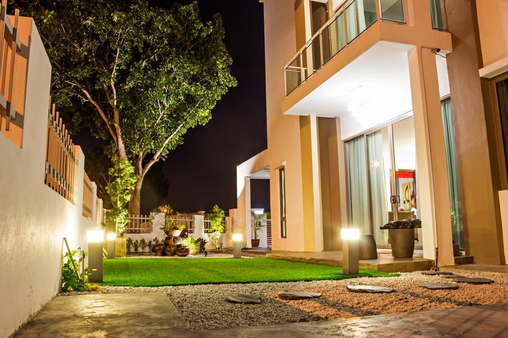 Jelutong R Residence מראה חיצוני תמונה